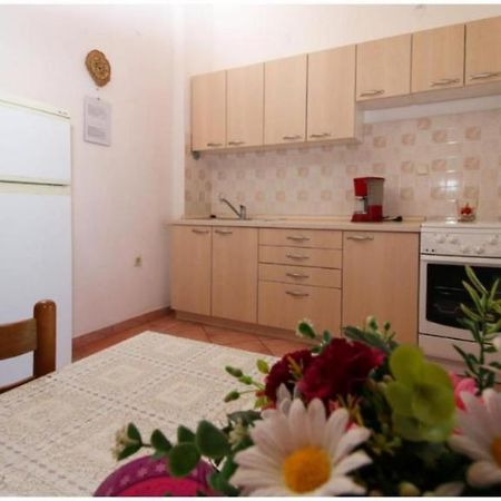 Apartments Bilo Near Primošten Екстериор снимка