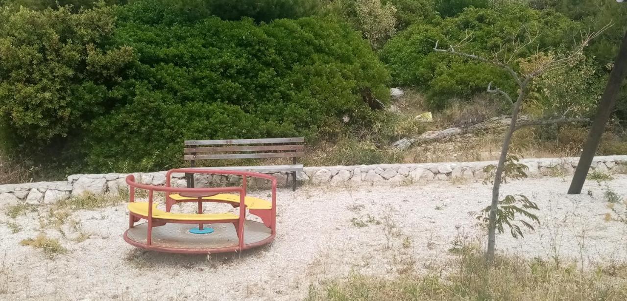 Apartments Bilo Near Primošten Екстериор снимка