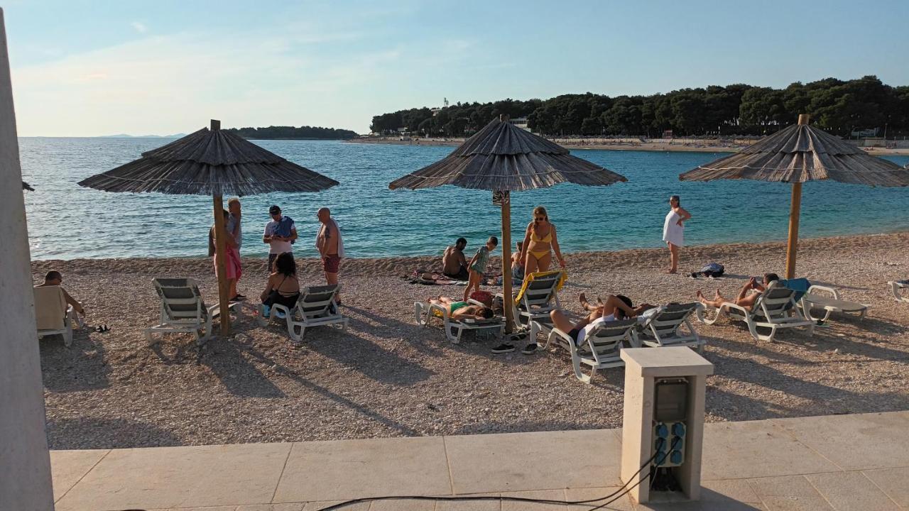 Apartments Bilo Near Primošten Екстериор снимка