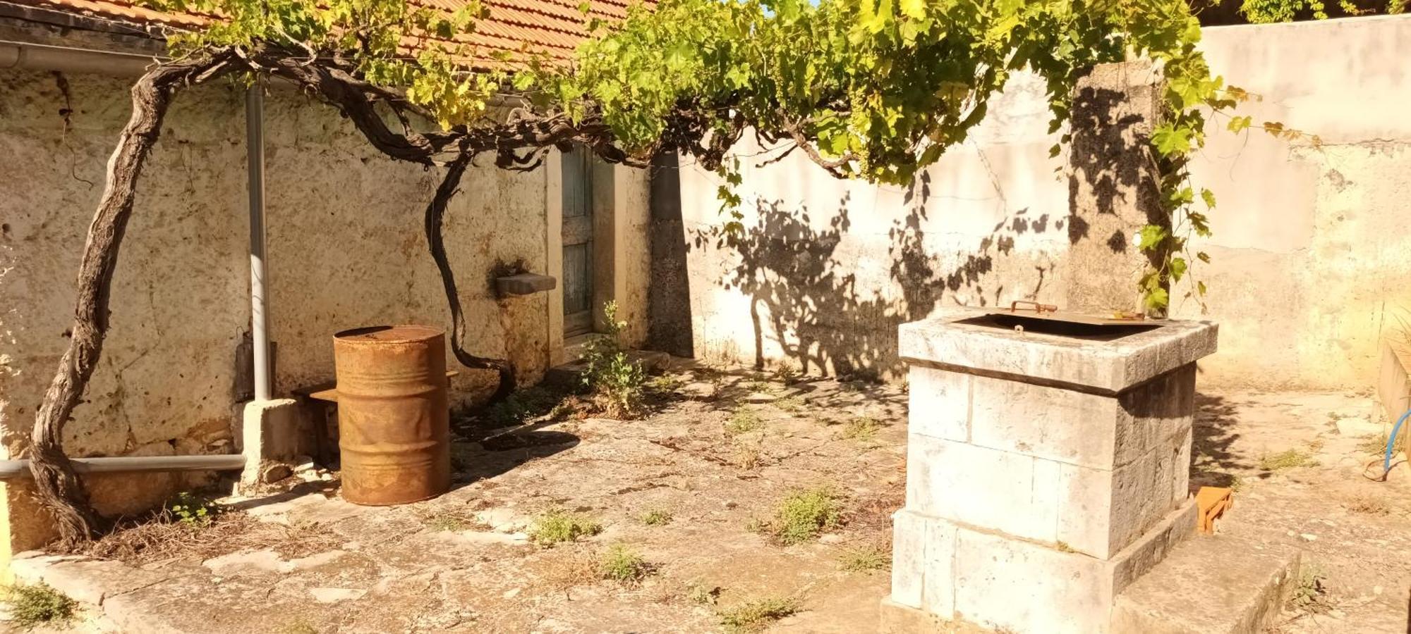 Apartments Bilo Near Primošten Екстериор снимка