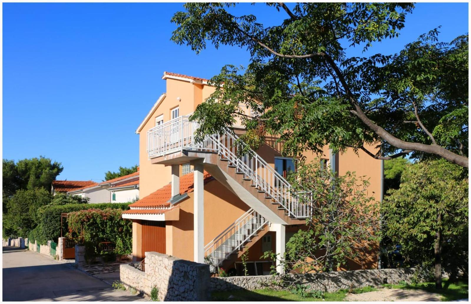 Apartments Bilo Near Primošten Стая снимка